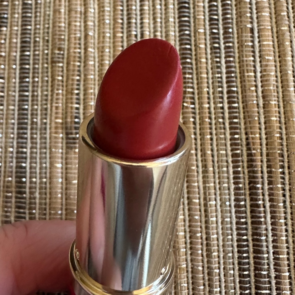 Estée Lauder limited edition lipstick - set of 2 - Picture 2 of 8